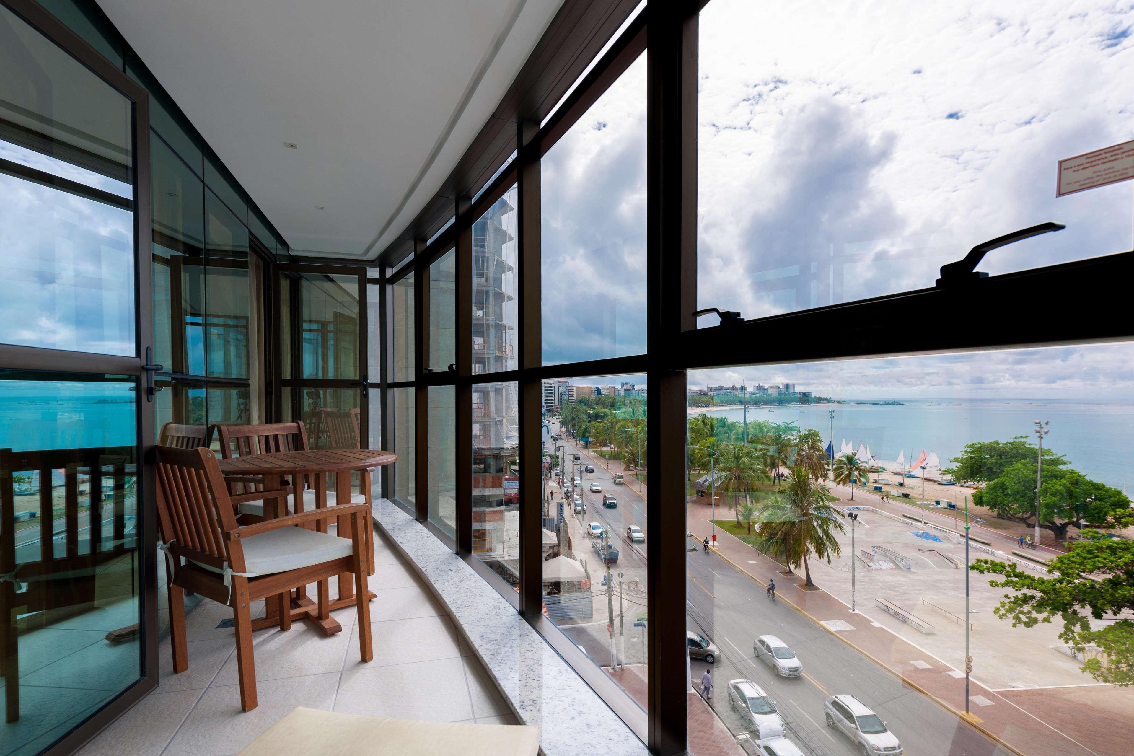 Best Western Premier Maceio Buitenkant foto A balcony