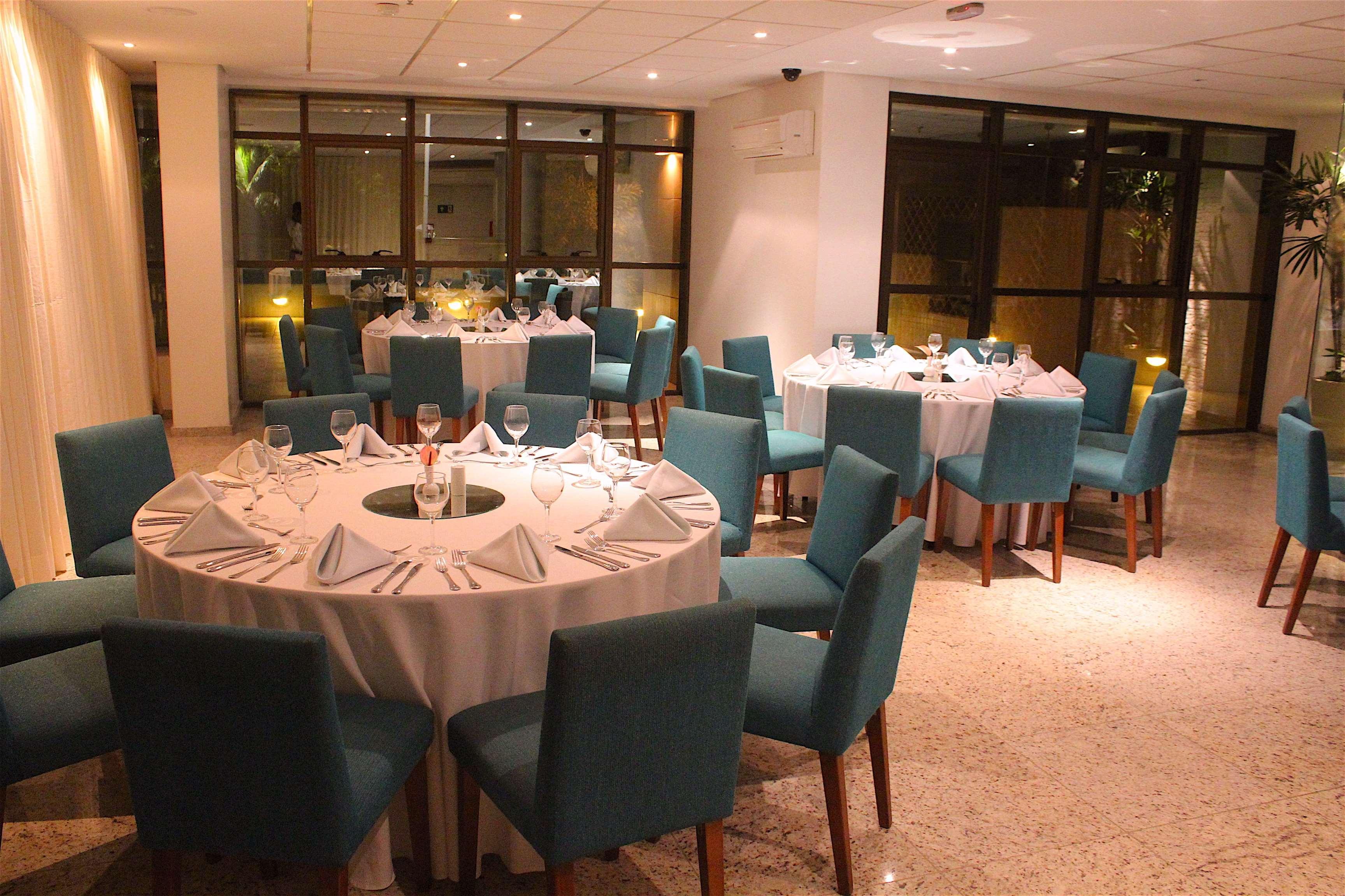 Best Western Premier Maceio Buitenkant foto The restaurant
