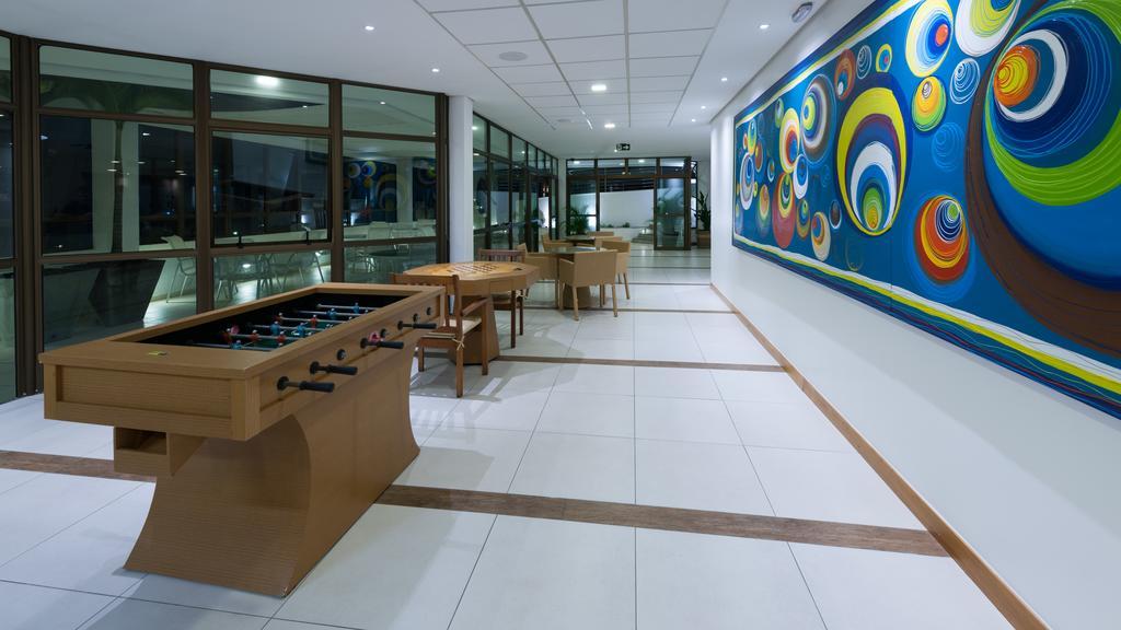 Best Western Premier Maceio Buitenkant foto The games room