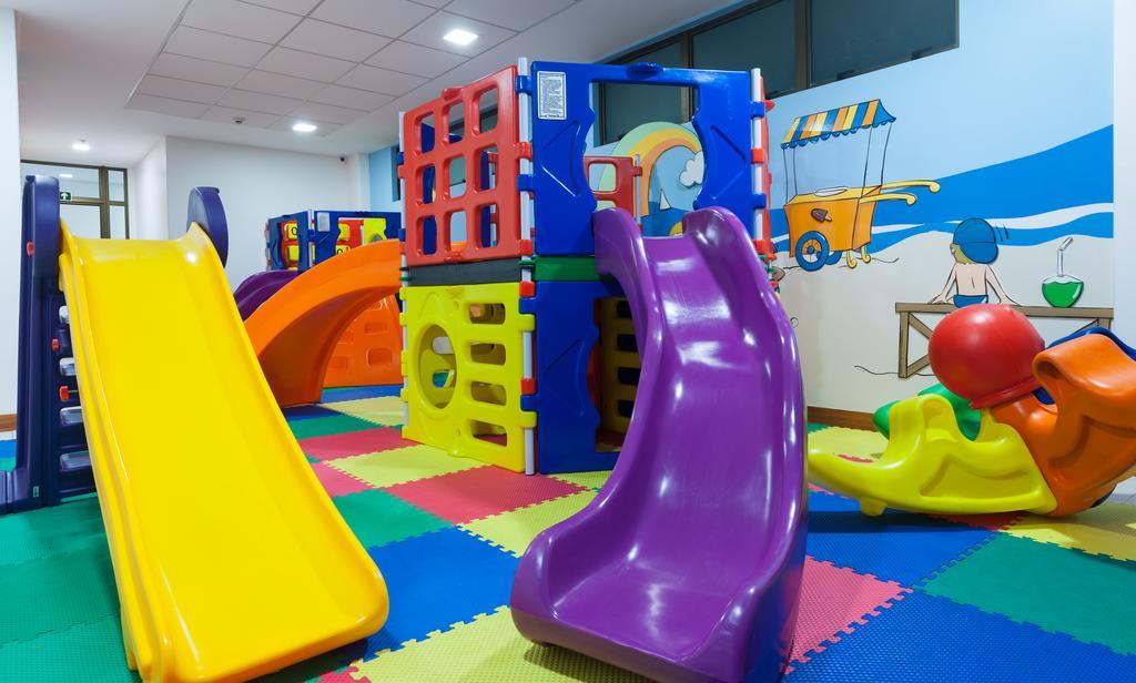 Best Western Premier Maceio Buitenkant foto A playground